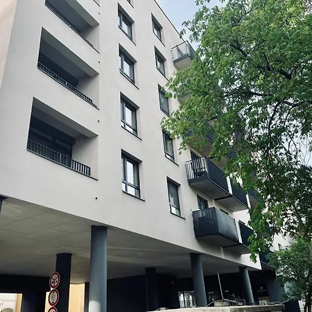 Kasarenske Namestie Kosice