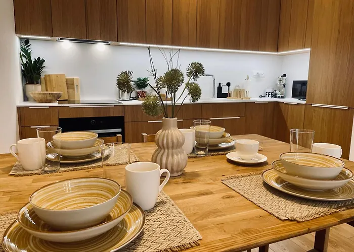 Kasarenske Namestie * Kosice