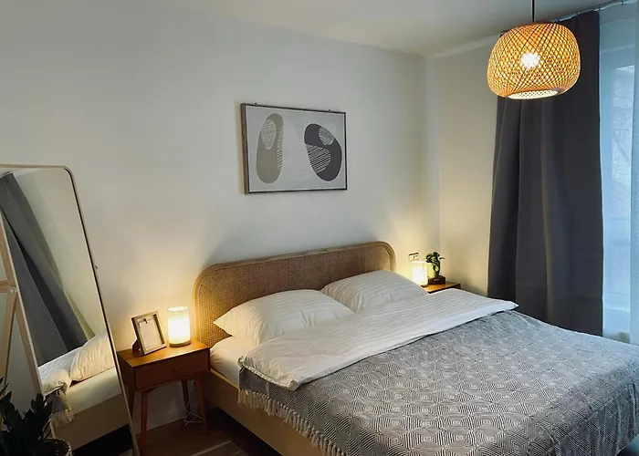 Kasarenske Namestie * Košice